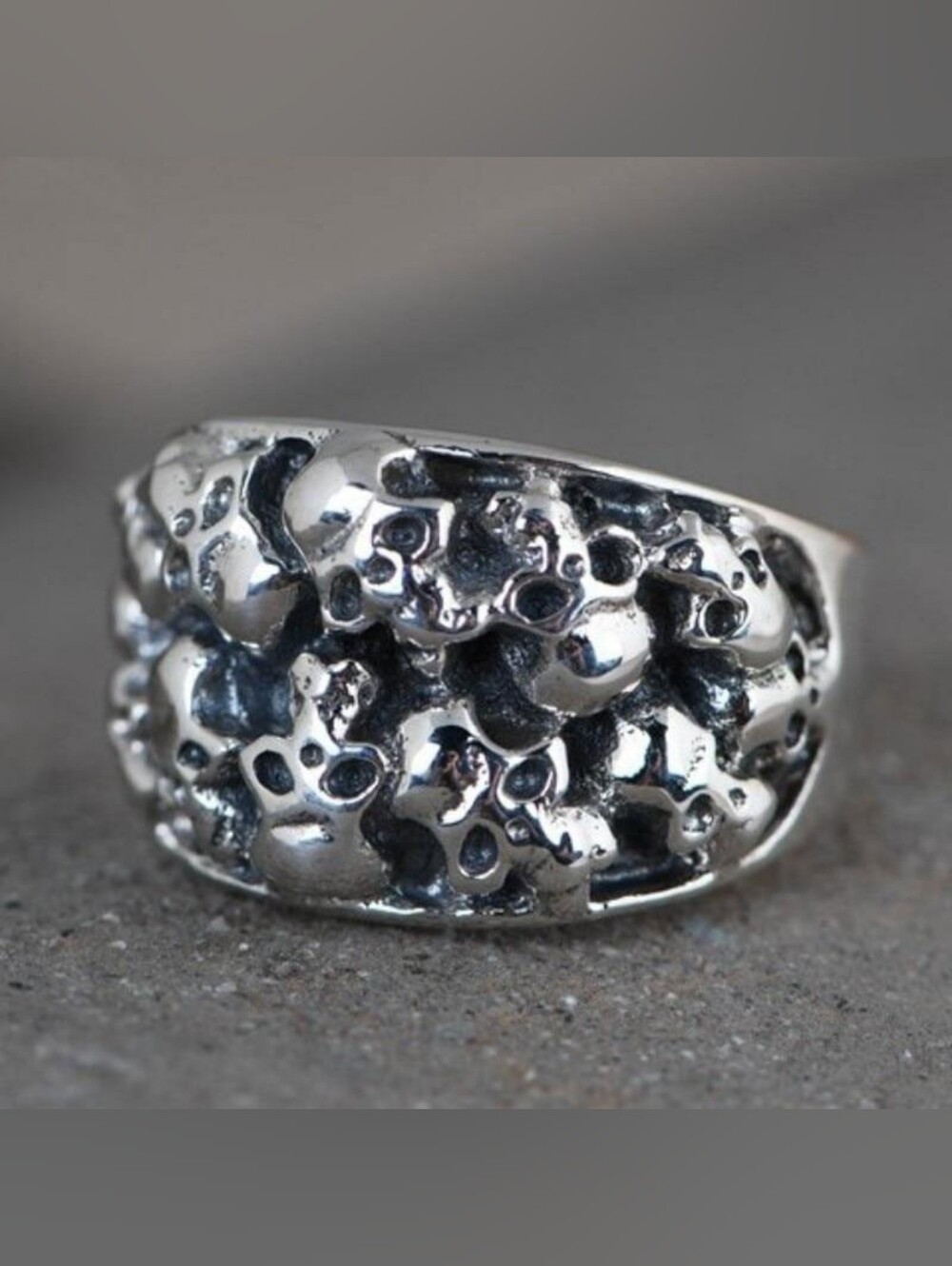 NWT Goth Punk Silver Wide Skull Ring Size 7 Unisex